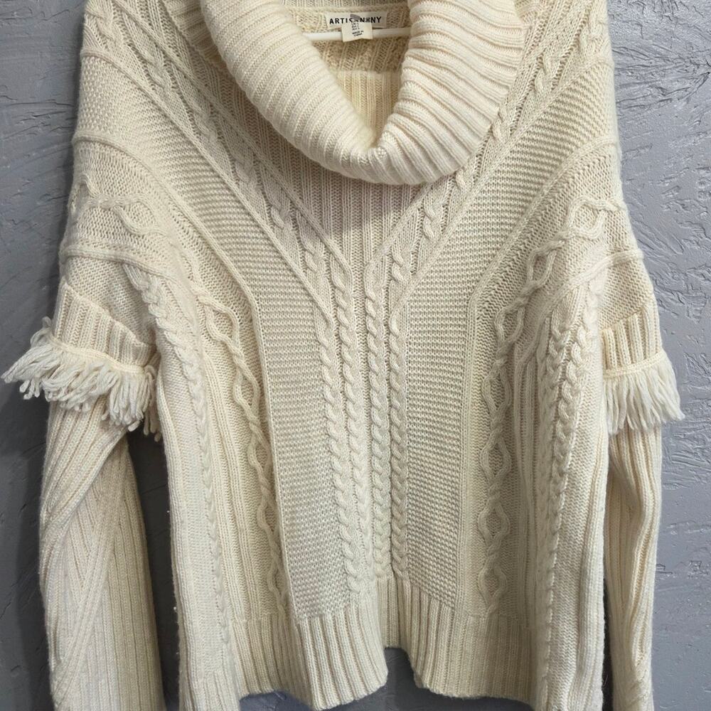 Artisan NY Woman's cream colored Cowl Neck Long Sleeve Open Back Sweater size L